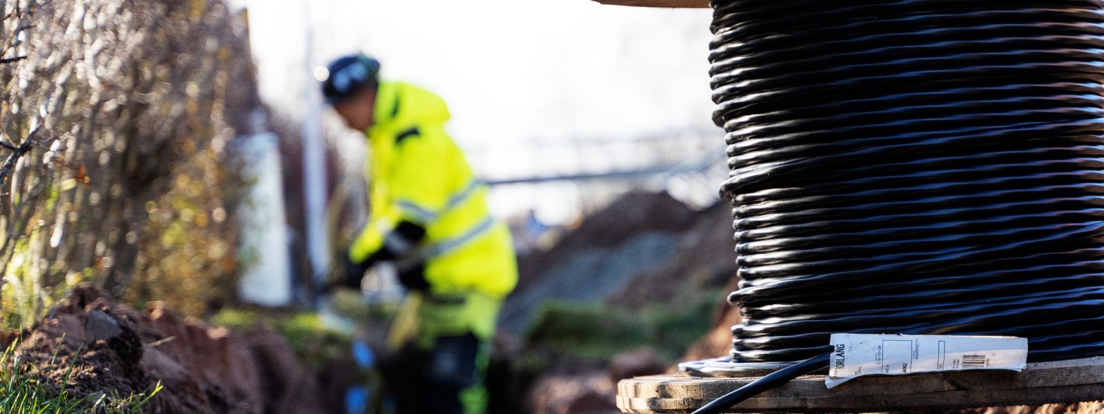 1kV Cable Installation